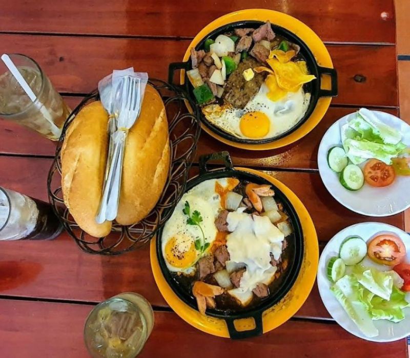 No căng bụng tại top 6 quán bánh mì chảo Quận 1 ngon nhất
