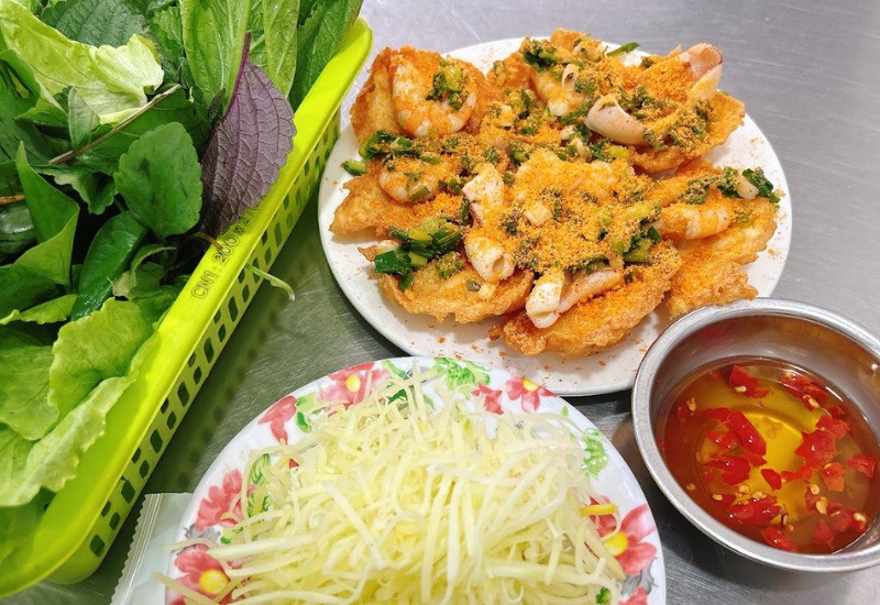 Top 19 Irresistibly Delicious Bánh Khọt Spots in Saigon with Rich, Flavorful Taste